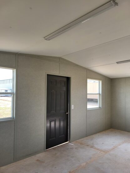 12 x 20 Lined Office-H204624 - H204624 - Image 4