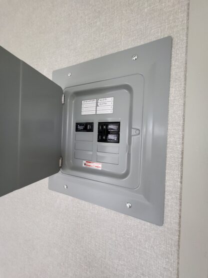 12 x 20 Lined Deluxe Office - H204623 - Image 8