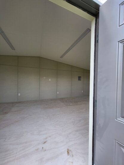 14 x 40 Lined Deluxe Building - H205330 - Image 5