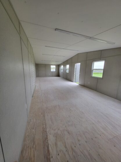14 x 40 Lined Deluxe Building - H205330 - Image 9