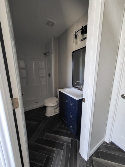 14 x 33 *MUST SEE* Custom Tiny Cabin with FULL KITCHEN! - H205483 - Image 23