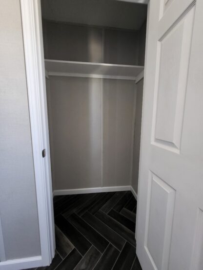 14 x 33 *MUST SEE* Custom Tiny Cabin with FULL KITCHEN! - H205483 - Image 28