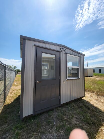 08 x 10 Guardhouse/Tiny Building with Electricity and Insulation - H205299 - Image 8