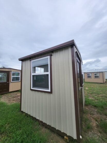 08 x 08 Guardhouse/Tiny Building Fully Lined with Electricity - H205285 - Image 5