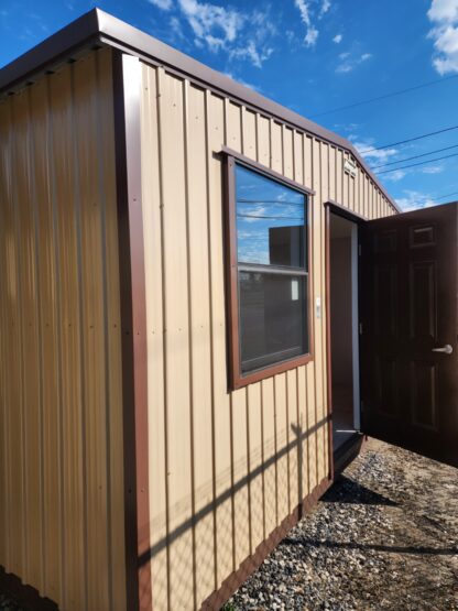 10 x 16 Lined Office - H204161 - Image 2