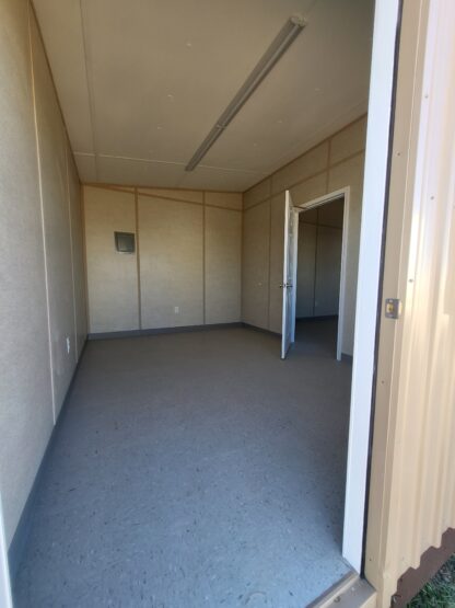 14 x 42 Lined Deluxe Multiple Room Office Building / ADU with Full Electrical - H204985 - Image 15