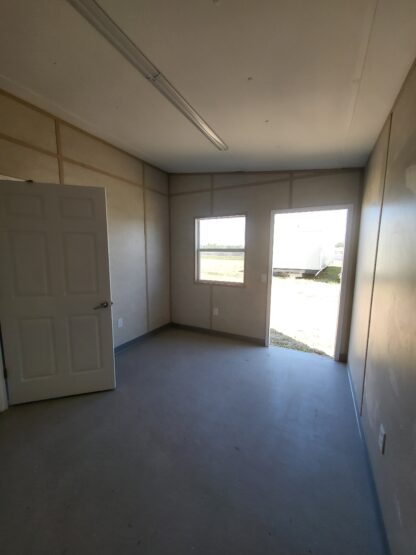 14 x 42 Lined Deluxe Multiple Room Office Building / ADU with Full Electrical - H204985 - Image 14