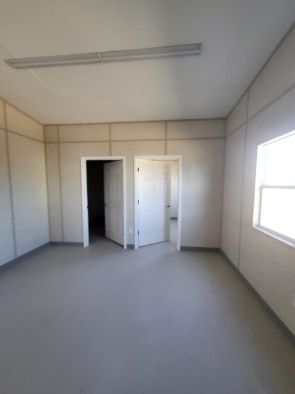 14 x 42 Lined Deluxe Multiple Room Office Building / ADU with Full Electrical - H204985 - Image 8