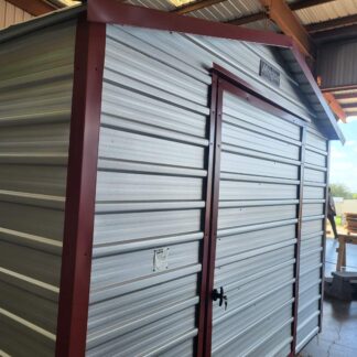 10 x 10 Peak Storage - H205728