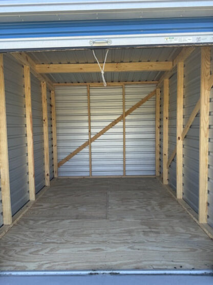 12 x 32 Self Storage (4 units) - H203923 - Image 2