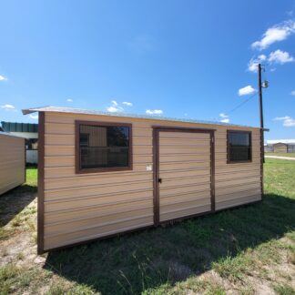 10 x 16 Peak Storage w/ Windows - H205427