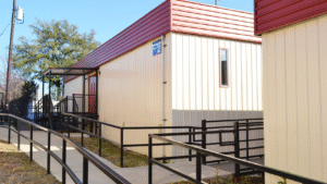 3000 sqft 50 x 60 Building 2 Offices, 3 Large Rooms